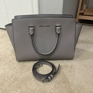 Michael Kors Large Selma Bag
